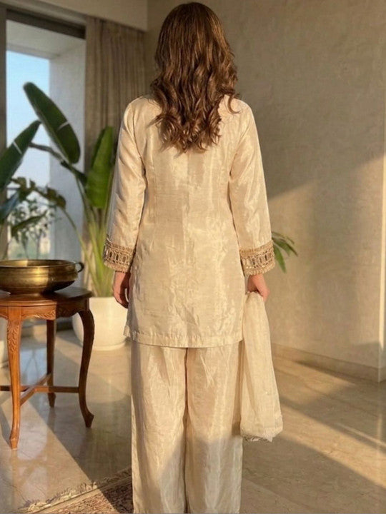 Embroidered Sweetheart Neck Mirror Work Chinon Kurta With Patiala & Dupatta